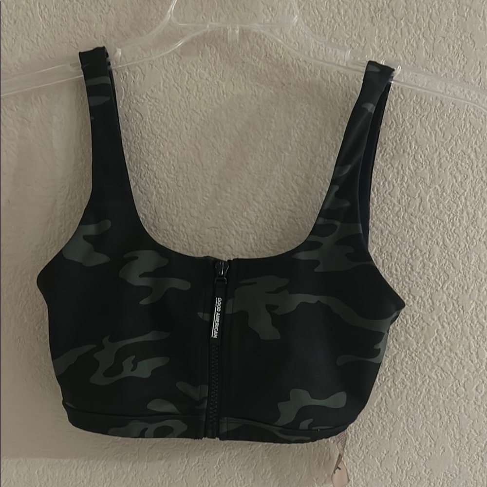 Good American Black Camouflage Sports Bra size 1